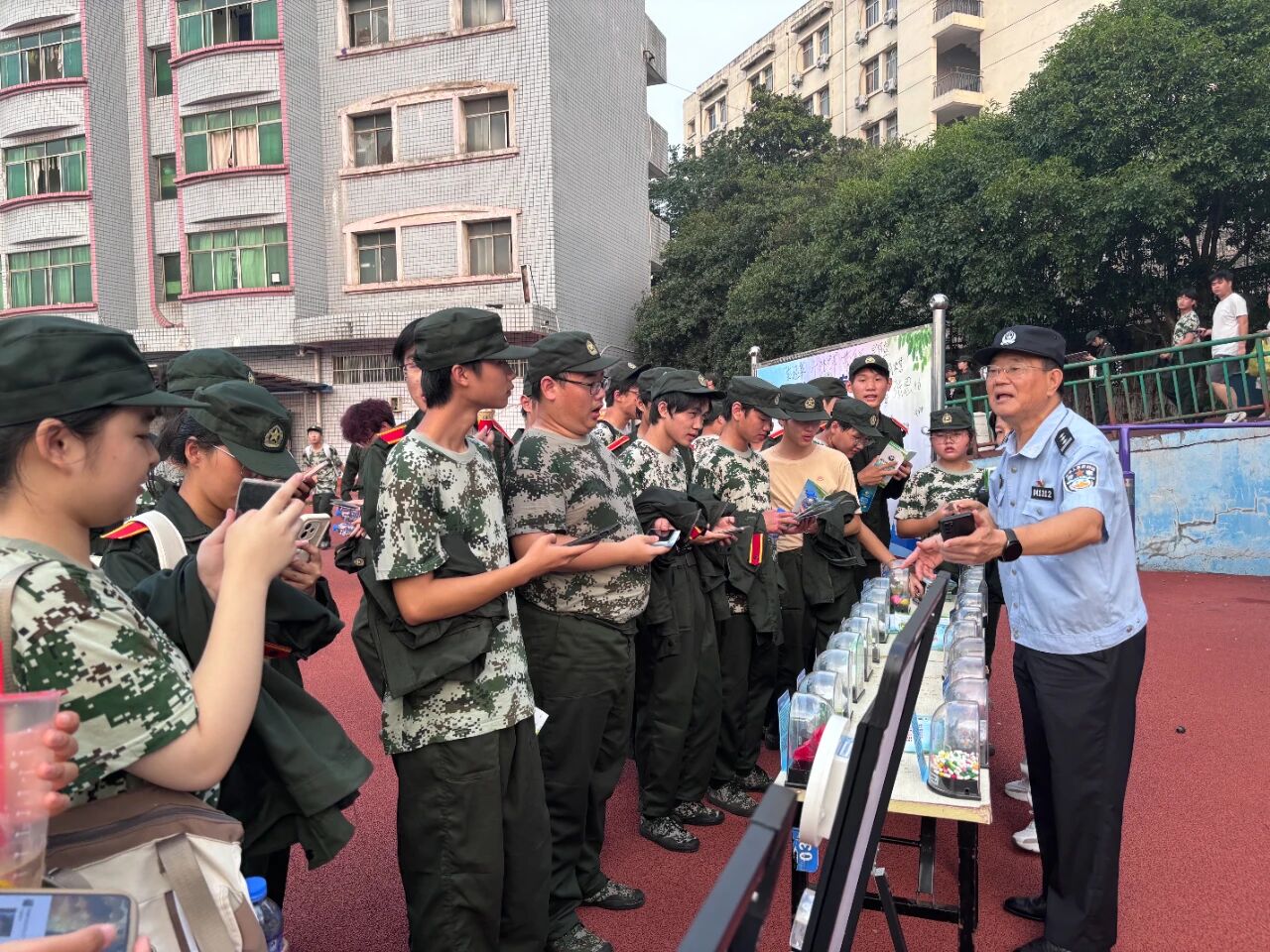 微信图片_2025-09-25_132728_503.jpg